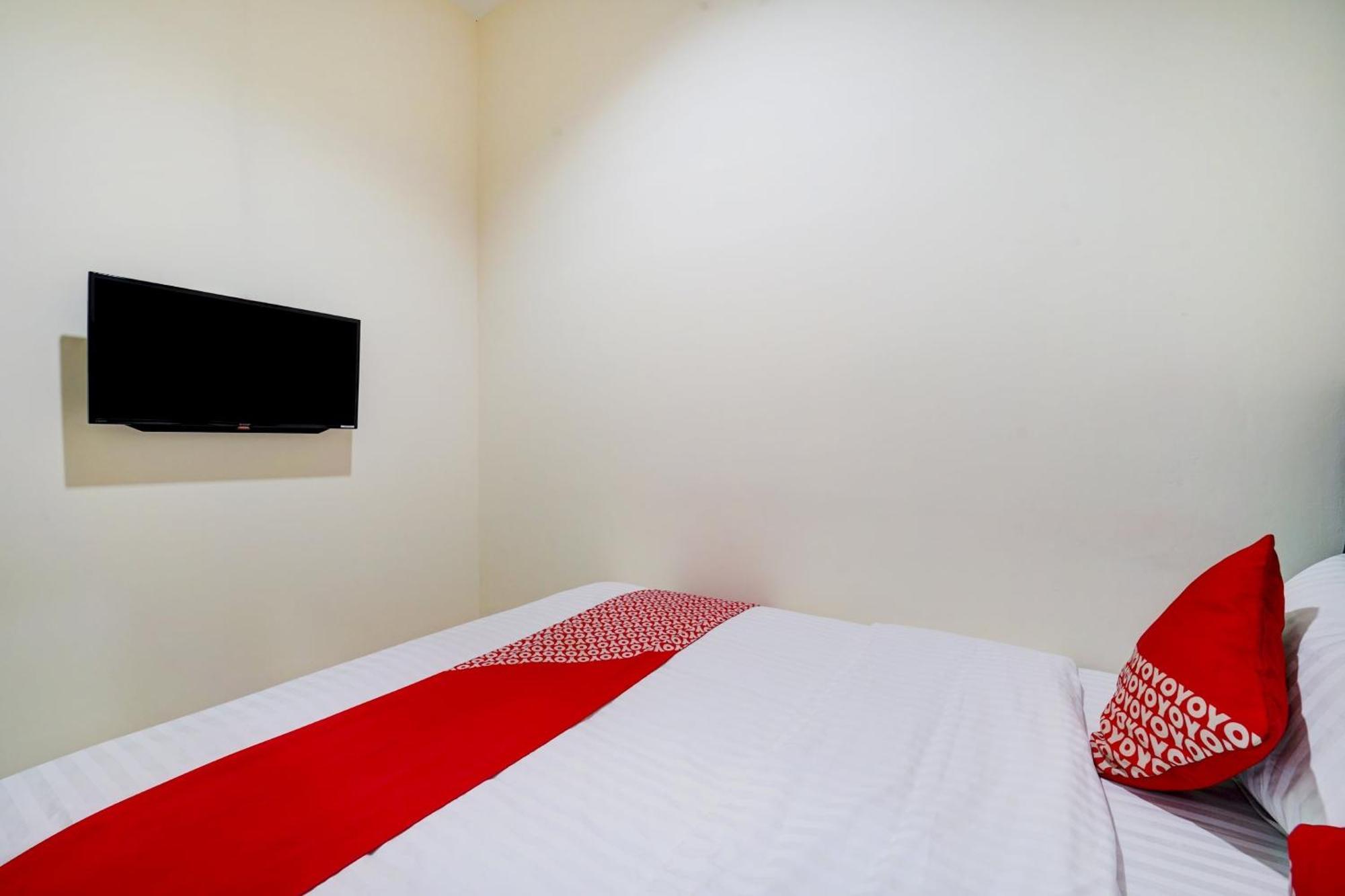 Super Oyo 90778 River Inn Malioboro Jogjacarta Exterior foto